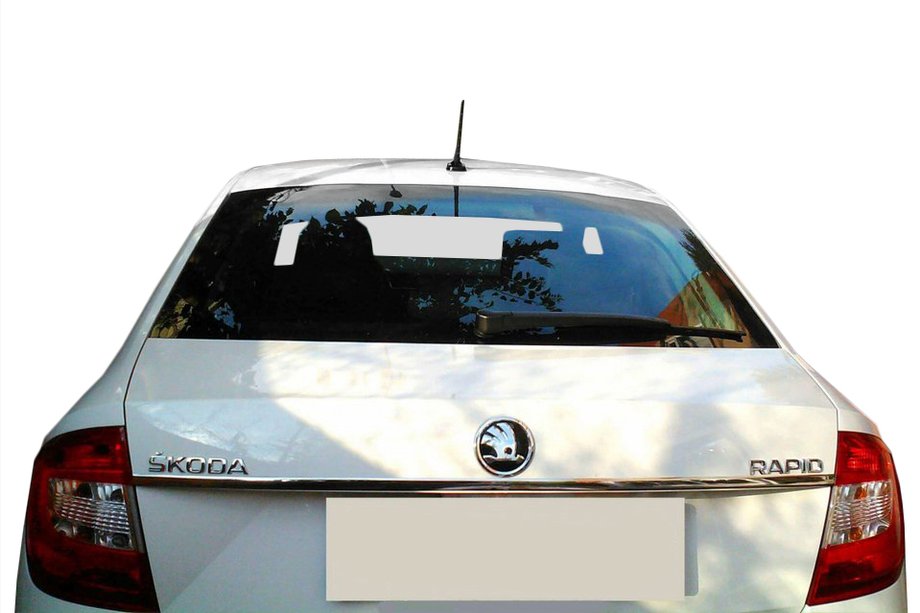 Skoda Rapid 2012–2019 Kromilista rekisterikilven yläpuolelle Tit-design (RST) Image