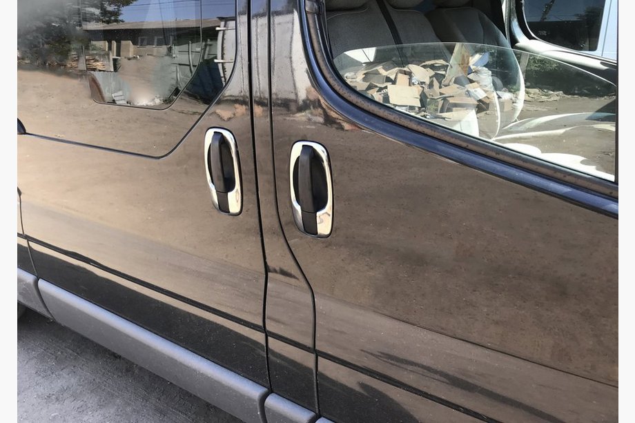 Nissan Primastar 2002–2014 Ovenkahvojen kehyslistat (4 kpl, ruostumaton teräs) Image