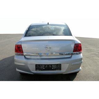 Sedan-takaspoileri (maalattava) kuva 1