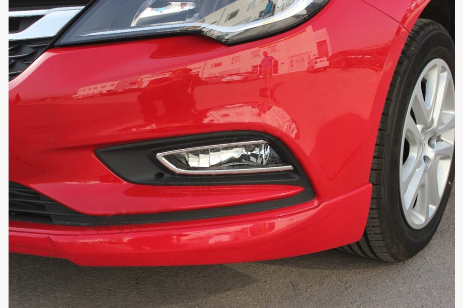 Opel Astra K 2016–2021 Sumuvalojen kromikehykset OmsaLine (2 kpl, ruostumaton teräs) Image