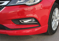 Opel Astra K 2016–2021 Sumuvalojen kromikehykset OmsaLine (2 kpl, ruostumaton teräs) kuva 1