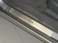 Opel Vectra C 2002–2008 Nataniko ovikynnyslistat (4 kpl, ruostumaton teräs) Premium – 3M-teippi, 0,8 mm kuva 1