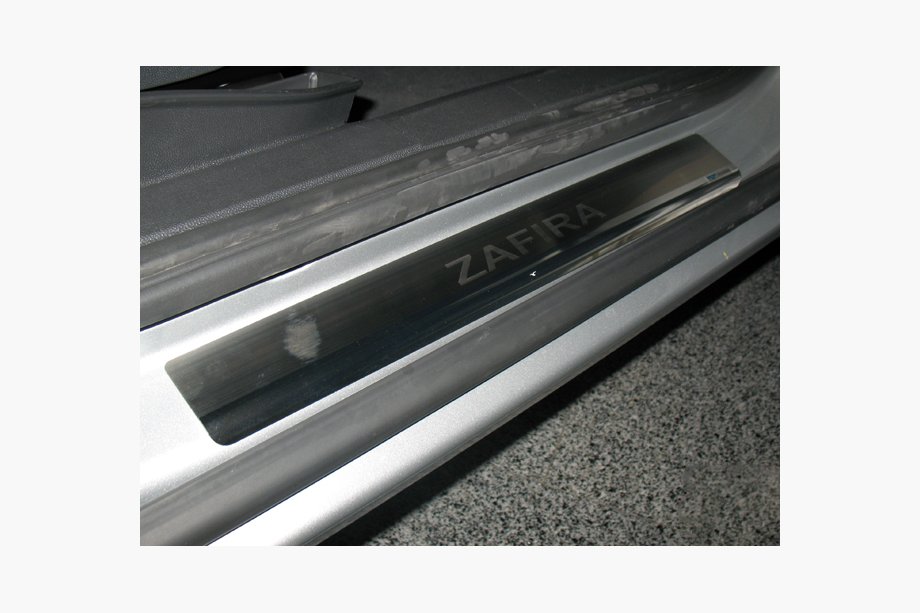 Opel Zafira B 2005–2011 Nataniko ovikynnyslistat (4 kpl, ruostumaton teräs) Image