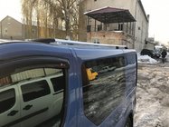 Opel Vivaro 2001–2015 Kromatut kattokaiteet Lyhyt, muoviset jalat kuva 2