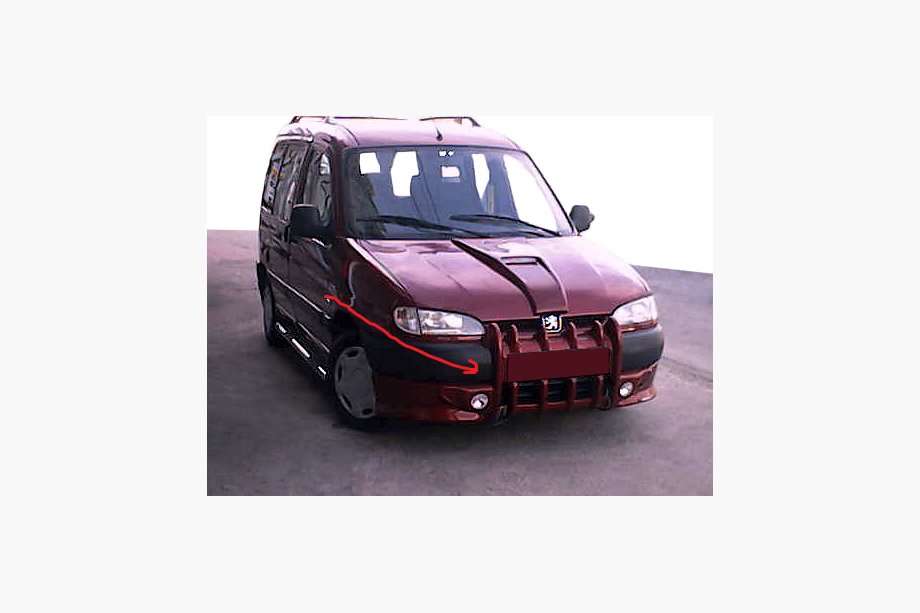 Peugeot Partner 1996–2008 Etupuskurin lisäke "Ikla" (maalattava) Image