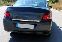 Peugeot 301 2012– Takaluukun reunan suojalista (ruostumaton teräs) Carmos - turkkilainen teräs kuva 1