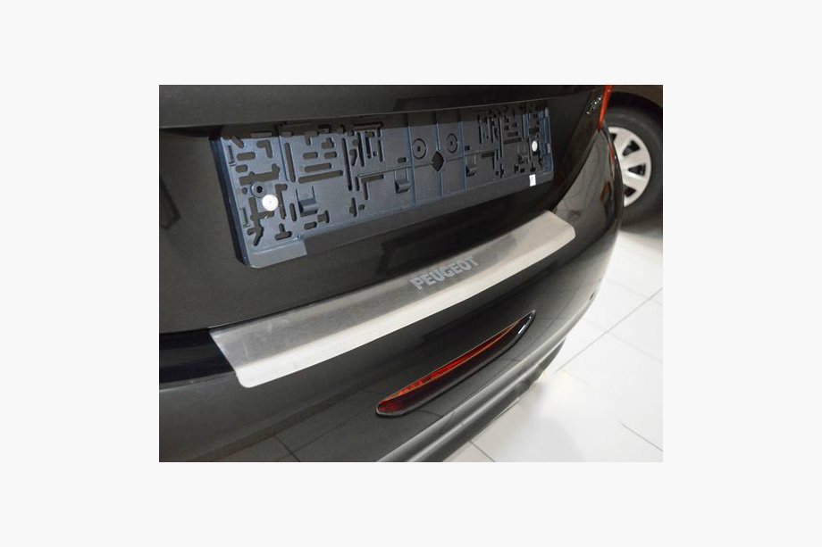 Fiat Scudo 2007–2015 Takapuskurin suojalista (RST) Image