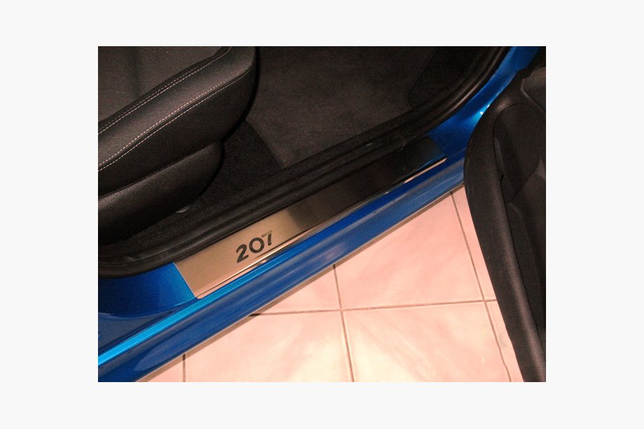 Peugeot 207 2006–2014 Nataniko ovikynnyslistat (4 kpl, ruostumaton teräs) Vakio – Lohmann-teippi, 0,5 mm Image