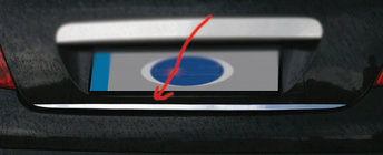 BMW 5-sarja E39 1996–2003 Takalukun reunalista (ruostumaton teräs) kuva 1