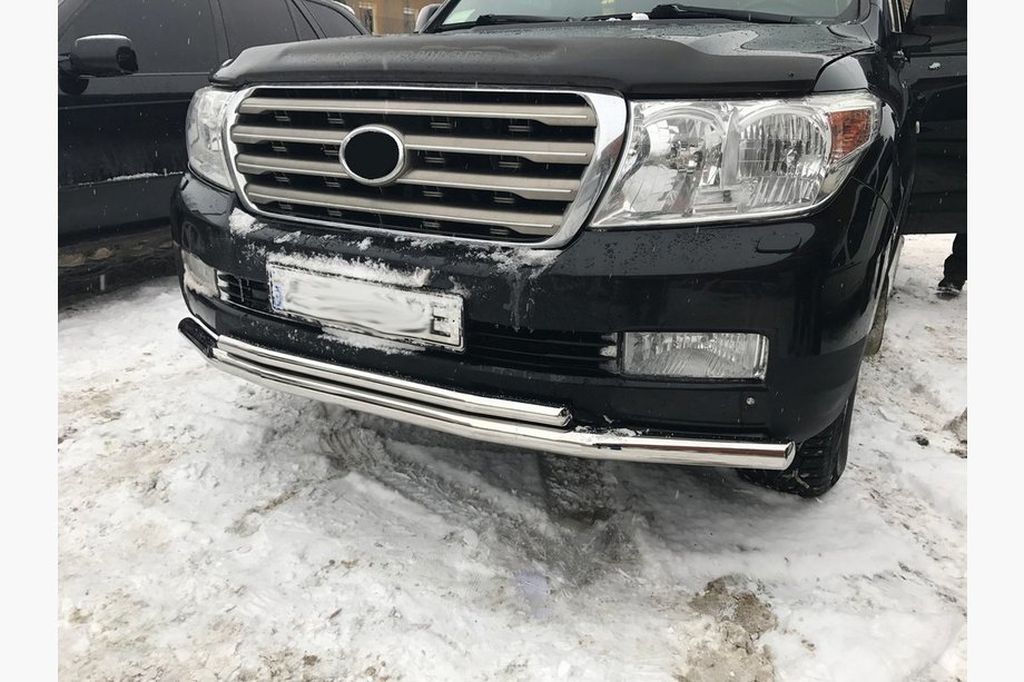 Toyota Land Cruiser 200 2007–2021 Keulaputki ST014 (2007-2015, ruostumaton teräs) 60 mm x 60 mm Image