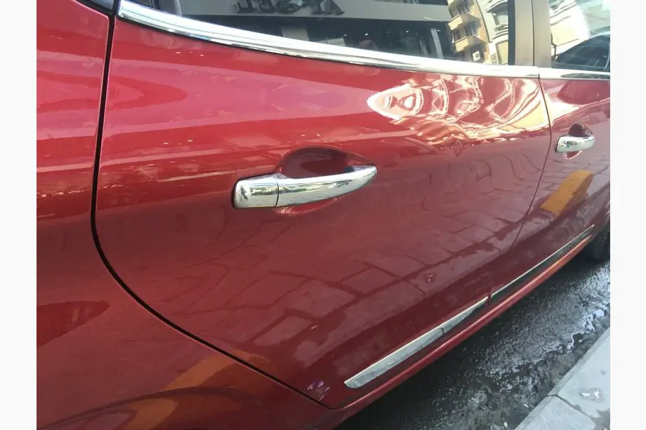 Peugeot 208 2012–2019 Ovenkahvojen suojakuoret (ruostumaton teräs) Kuva 6
