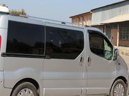 Renault Trafic 2001–2015 Kromatut kattokaiteet Pitkä, muovijalat kuva 6