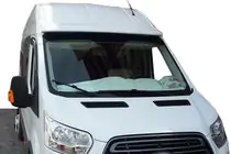 Ford Transit 2014– Tuulilasin visiiri V1 (liimakiinnitys, maalattava) kuva 1