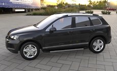 Volkswagen Touareg 2010–2018 Sivukynnykset RedLine V1 (2 kpl, alumiini) kuva 2