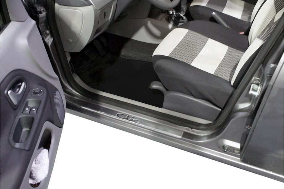 Renault Clio III 2005–2012 OmssaLine kynnyslistat (2 kpl, ruostumaton teräs) Image