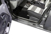 Renault Clio III 2005–2012 OmssaLine kynnyslistat (2 kpl, ruostumaton teräs) kuva 1