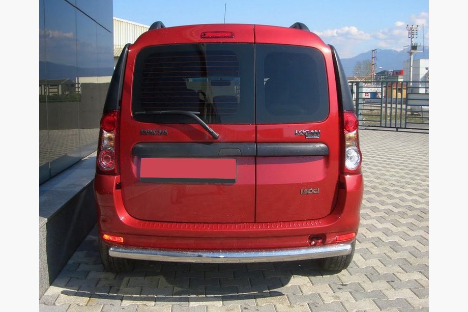 Dacia Logan MCV 2004–2014 Takakaari (RST) Image