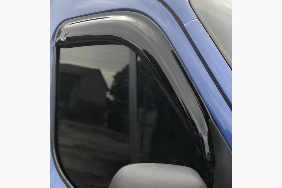Nissan NV400 2010–2024 Ikkunan tuuliohjaimet (2 kpl, Niken) Image