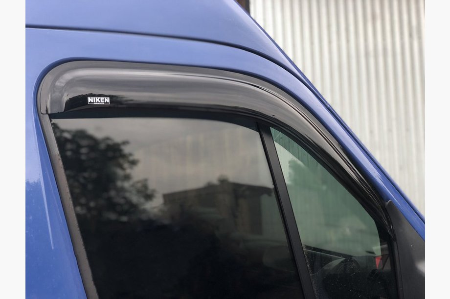 Renault Master 2011–2023 Ikkunan tuuliohjaimet (2 kpl, Niken) Image