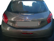 Peugeot 208 2012–2019 Kromilista rekisterikilven yläpuolelle Tit-designs (RST) kuva 1