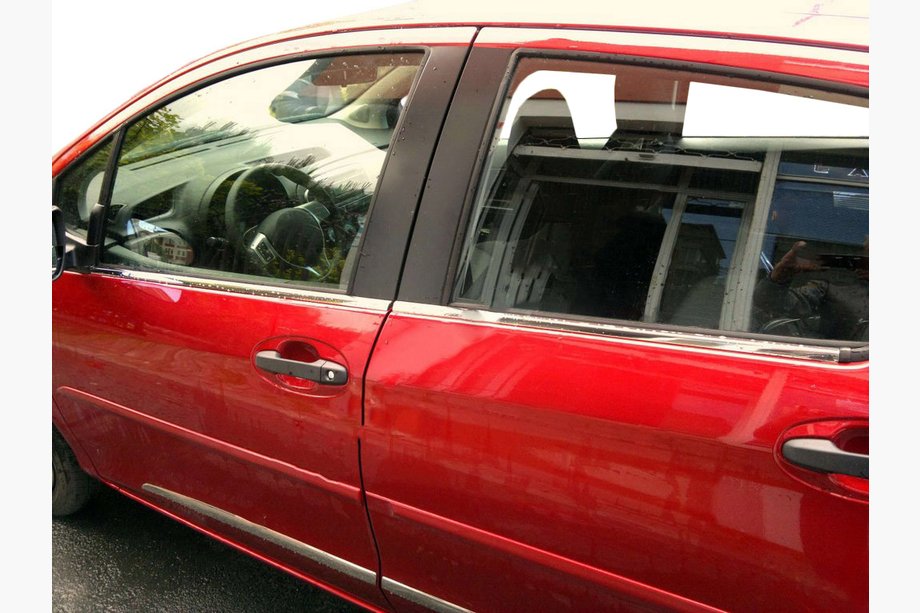 Toyota Yaris 2010–2020 Ikkunankehyslistat (4 kpl, ruostumaton teräs) Image