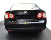 Volkswagen Jetta 2006–2011 Takalaukun reunalista (RST) kuva 1