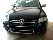 Volkswagen Touareg 2002–2010 Jäähdyttimen säleikön listat (4 kpl, ruostumaton teräs) kuva 1
