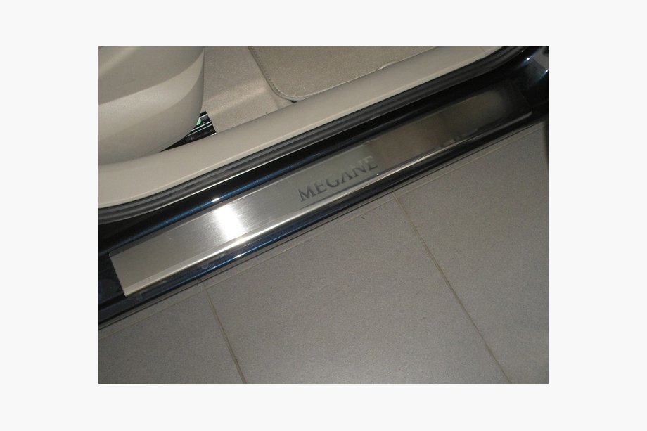Renault Megane II 2004–2009 Nataniko ovikynnyslistat (4 kpl, ruostumaton teräs) Premium – 3M-teippi, 0,8 mm Image
