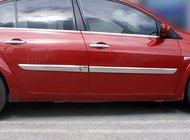 Renault Megane II 2004–2009 Ovien kromilistat (malli 2006↗, 4 kpl, ruostumaton teräs) kuva 1