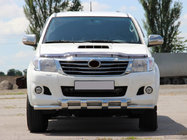Toyota Hilux 2006–2015 Etupuskurisuoja ST015 (ruostumaton teräs) kuva 1