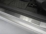 Toyota Auris 2007–2012 Nataniko ovikynnyslistat (4 kpl, ruostumaton teräs) Premium – 3M-teippi, 0,8 mm kuva 1