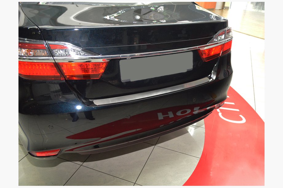 Toyota Camry 2011–2017 Takapuskurin suojalista Nataniko (rst.) 2011-2014 Image