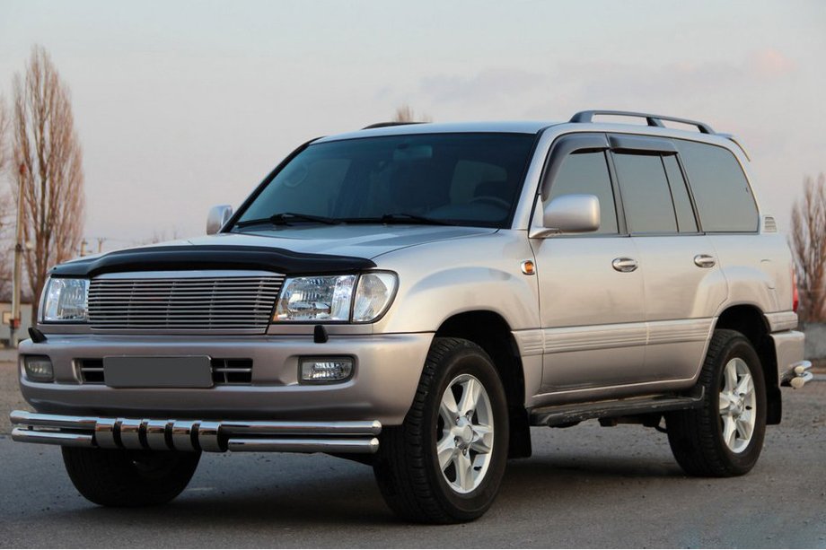 Toyota Land Cruiser 100 1998–2007 Etusuojakaari ST015 (RST) Image