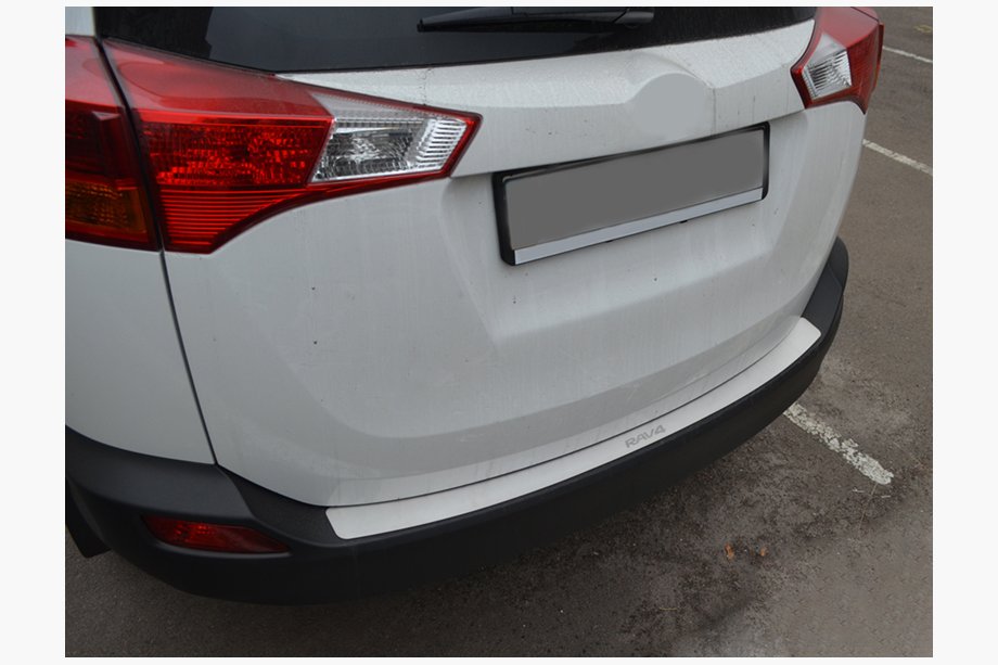 Toyota Rav 4 2013–2018 Takapuskurin suojalista Nataniko (rst.) 2013-2016 Image