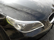BMW 5-sarja E60/E61 2003–2010 Ajovalojen kromilistat (2 kpl, muovi) kuva 1