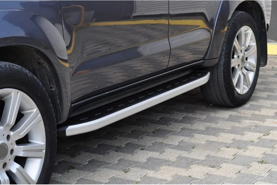 Toyota Fortuner 2006–2015 Fullmond sivuportaat (2 kpl, alumiini) Image
