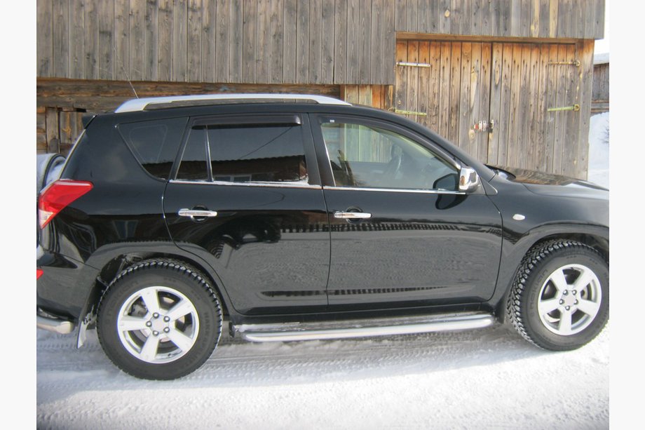 Toyota Rav 4 2006–2013 Ovenkahvojen suojakuoret (ruostumaton teräs) Ilman painiketta (4 kpl) OmsaLine Kuva 3