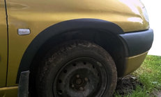 Peugeot Partner 1996–2008 Muoviset pyöränkaarilistat (4 kpl, mustat) kuva 1