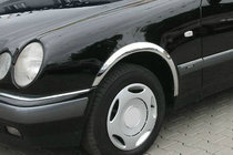 Mercedes E-sarja W210 1995–2002 Pyöränkaaren kromilistat (4 kpl, ruostumaton teräs) kuva 1