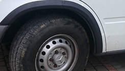 Mercedes Sprinter W901/902/903/904/905 1995–2006 Pyöränkaarilistat (6 kpl, mustat) kuva 1