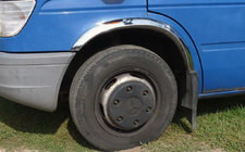 Volkswagen LT 1995–2006 Pyöränkaaren kromilistat (4 kpl, ruostumaton teräs) kuva 1
