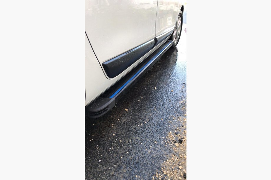 Opel Vivaro 2019– Maya Blue sivuaskelmat (2 kpl, alumiini) M – Keskipitkä akseliväli Kuva 3