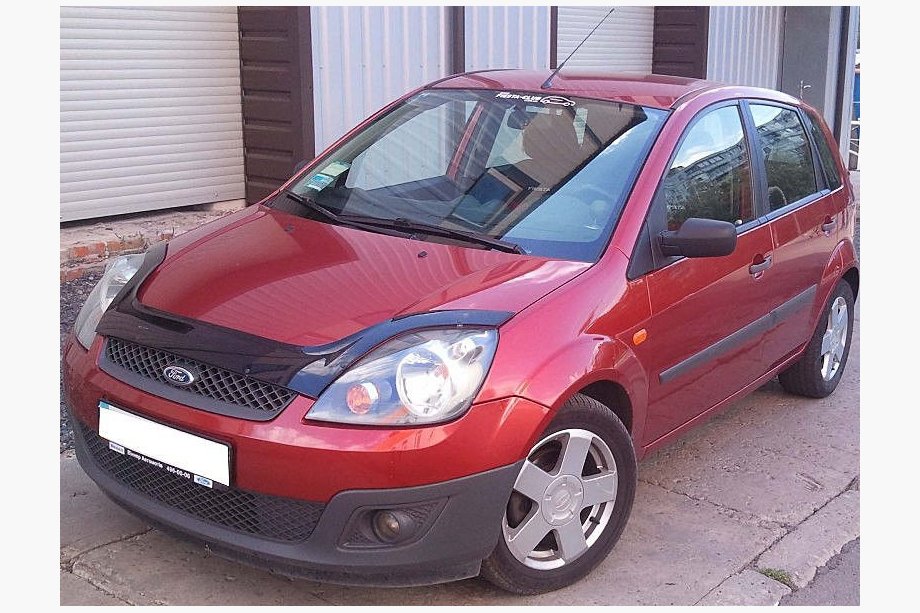 Ford Fiesta 2002–2008 Konepellin deflektori VIP Image