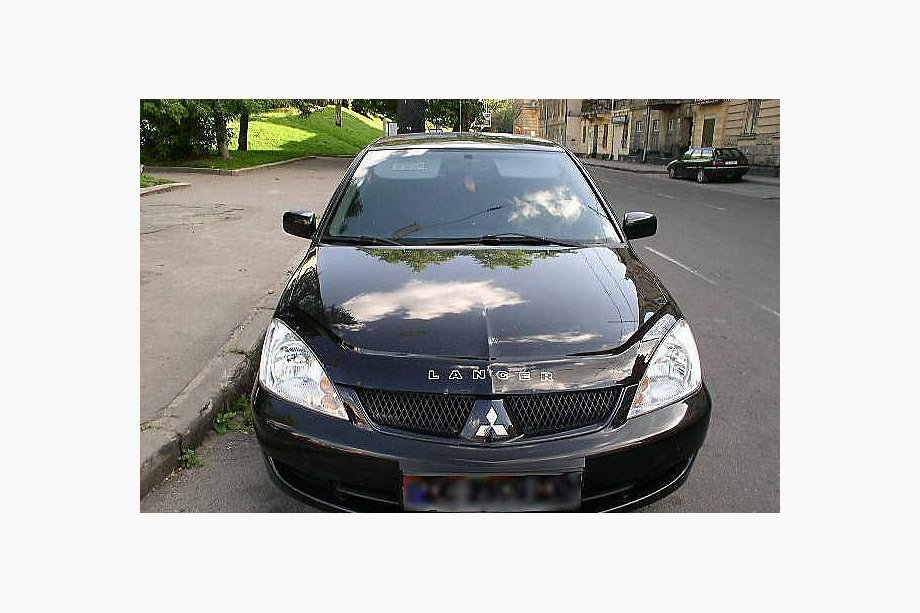 Mitsubishi Lancer 9 2004–2008 Konepellin tuuliohjain (VIP) Image
