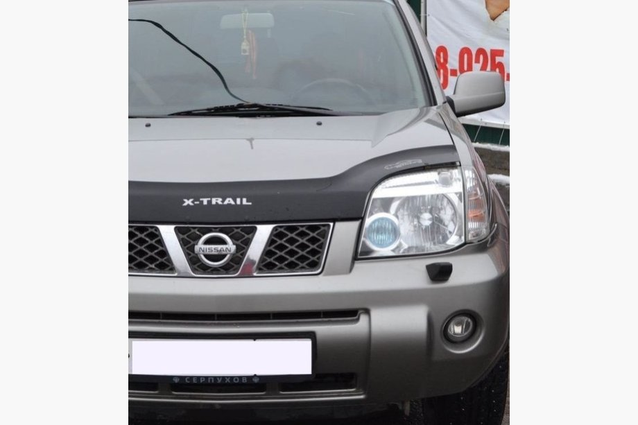Nissan X-trail T30 2002–2007 Konepellin tuuliohjain (VIP) Image