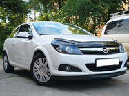Opel Astra H 2004–2013 Konepellin tuuliohjain (VIP) kuva 1