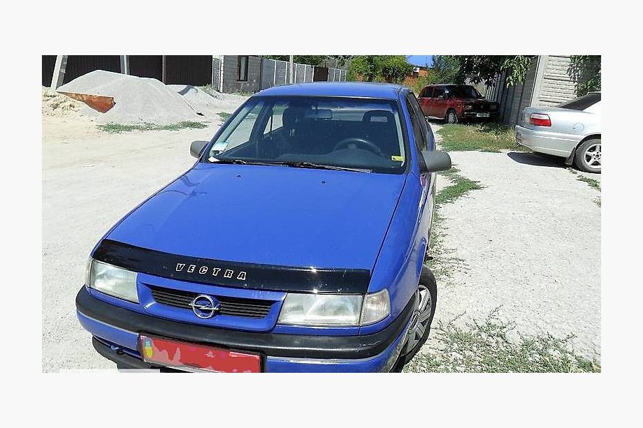 Opel Vectra A 1987–1995 Konepellin tuuliohjain (VIP) Image