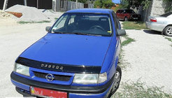 Opel Vectra A 1987–1995 Konepellin tuuliohjain (VIP) kuva 1