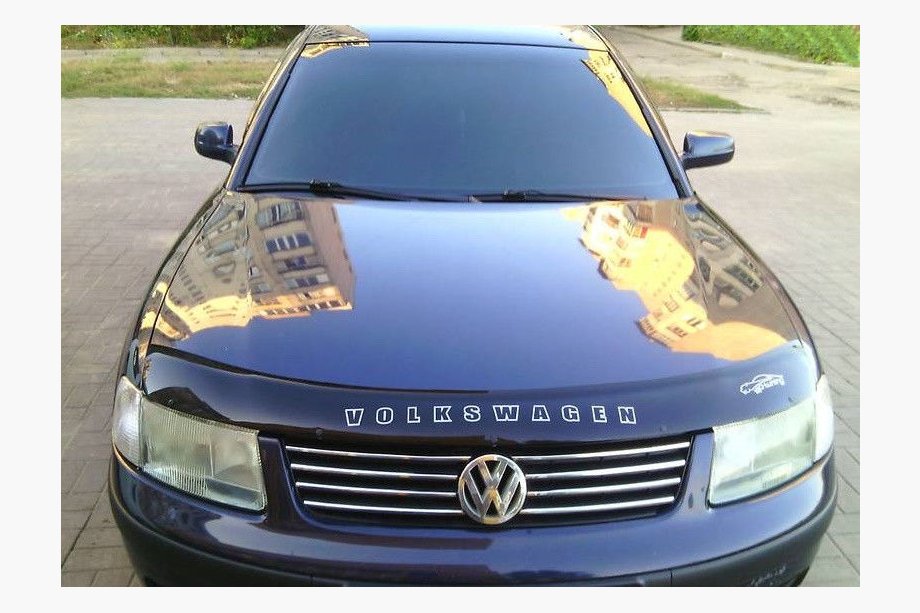 Volkswagen Passat B5 1997–2005 Konepellin tuuliohjain 1997-2001 (VIP) Image
