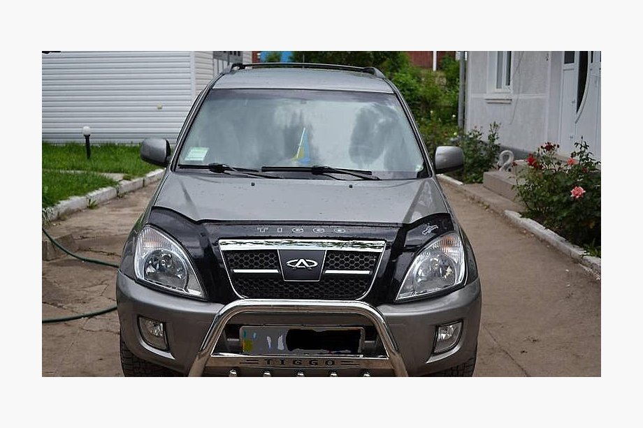 Chery Tiggo 1 2005–2016 Konepellin tuuliohjain (VIP) Image